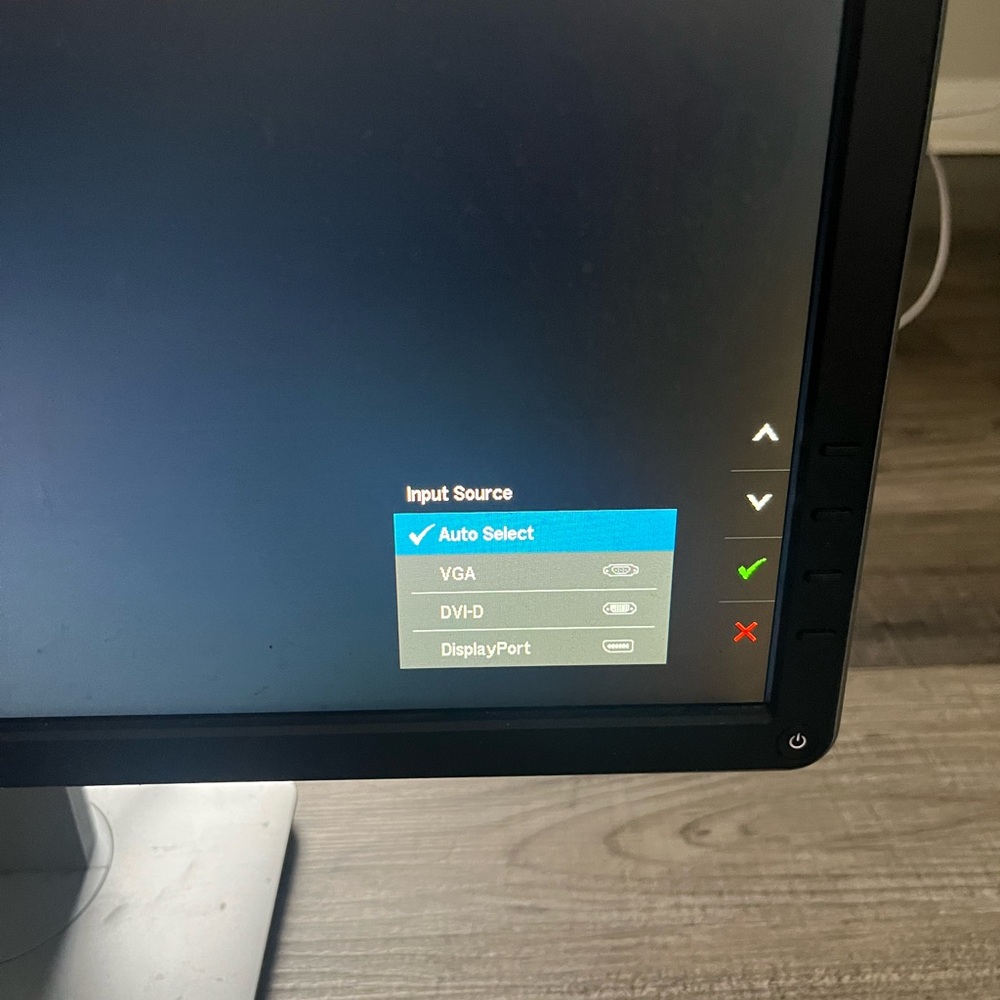 Dell Monitor - Picture 4 of 5